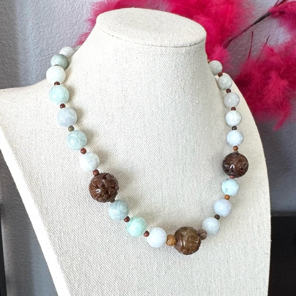 Artisan Beaded Necklace with Brown and Jade Accents - Picture 3 of 8